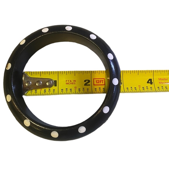 Vintage Black & White Wooden Polka Dot Bangle - Picture 2 of 3